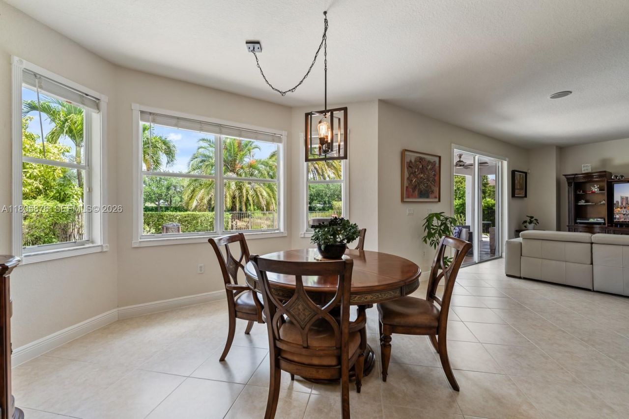 19165 N Gardenia Ave , Weston, FL 33332 Photo