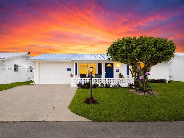 2105 SW Park Dr, Boynton Beach, FL 33426