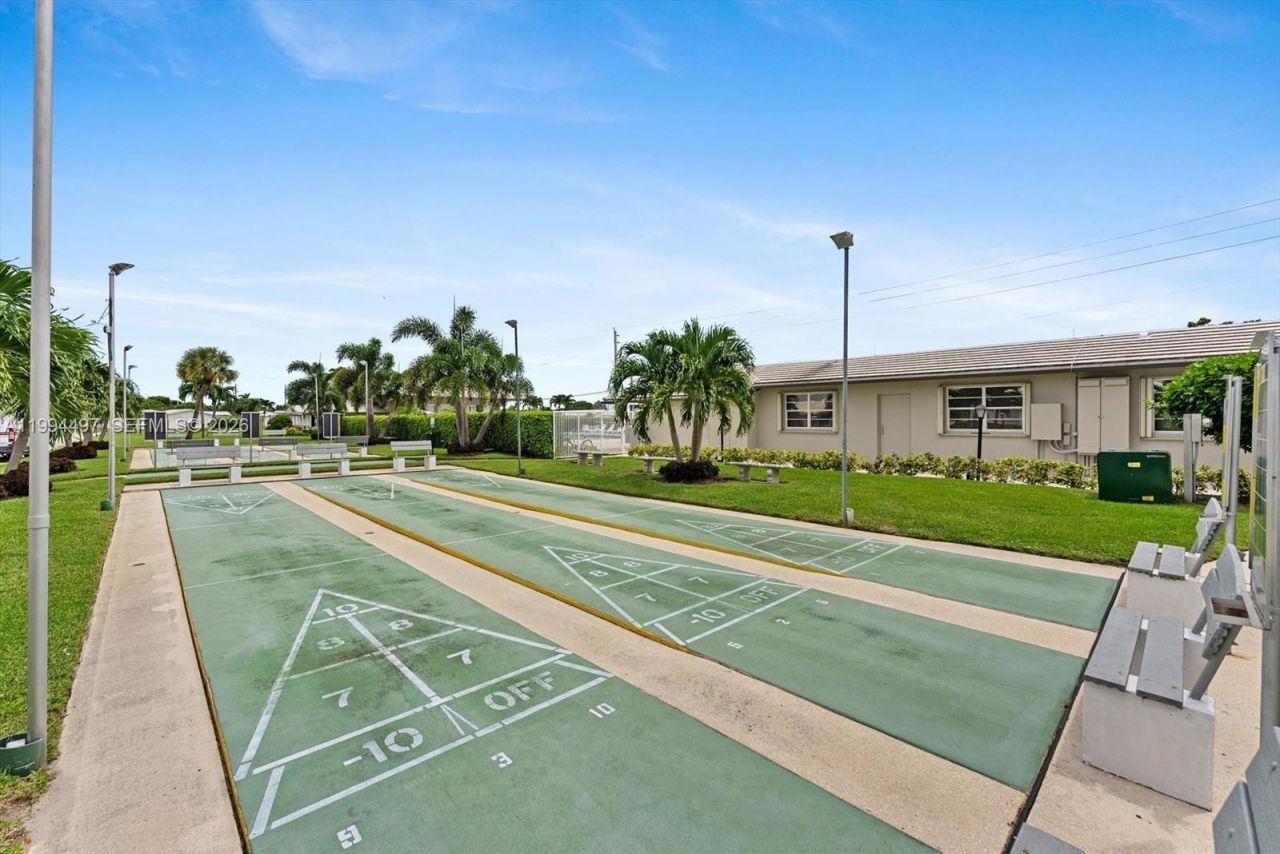 2105 SW Park Dr , Boynton Beach, FL 33426 Photo