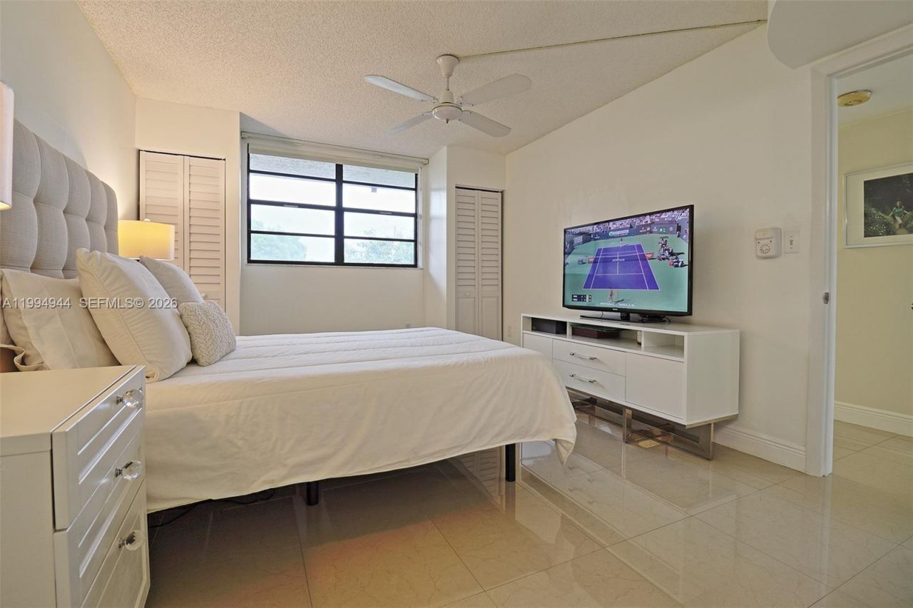 1100 Colony Point Cir, Unit 419, Pembroke Pines, FL 33026 Photo