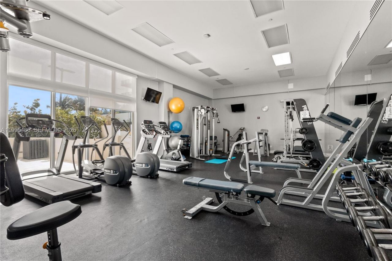 6917 Collins Ave, Unit 1609, Miami Beach, FL 33141 Photo