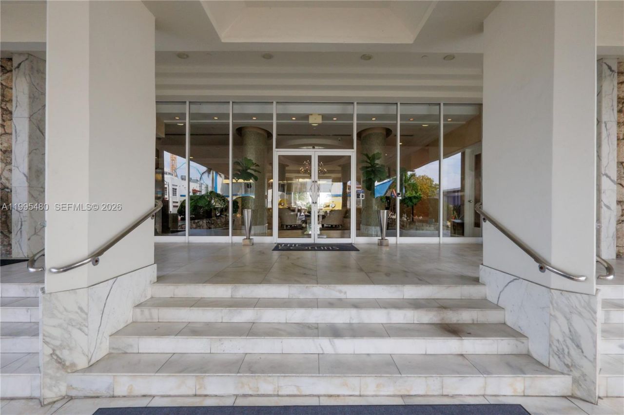 6917 Collins Ave, Unit 1609, Miami Beach, FL 33141 Photo