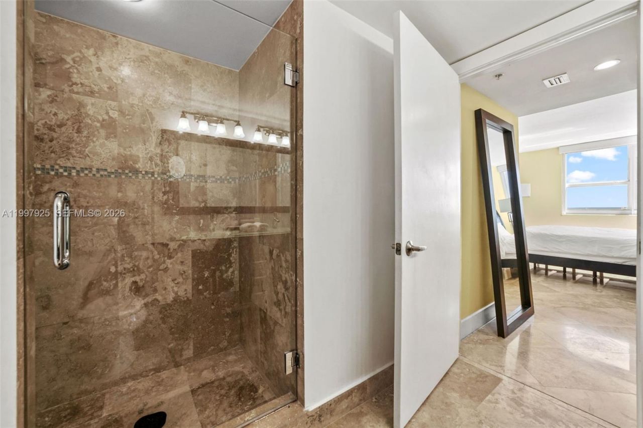 650 West Ave, Unit 1104, Miami Beach, FL 33139 Photo