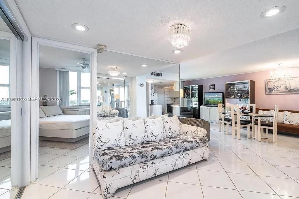 2030 S Ocean Dr, Unit 1903, Hallandale Beach, FL 33009 Photo