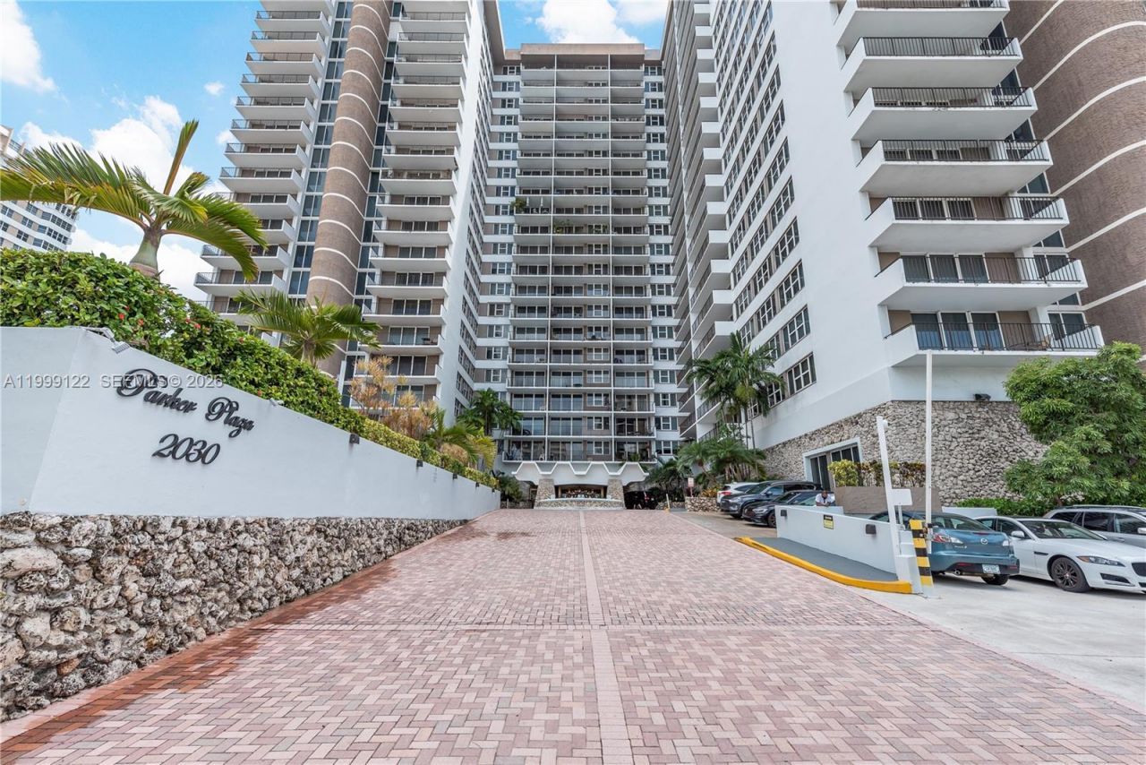 2030 S Ocean Dr, Unit 1903, Hallandale Beach, FL 33009 Photo