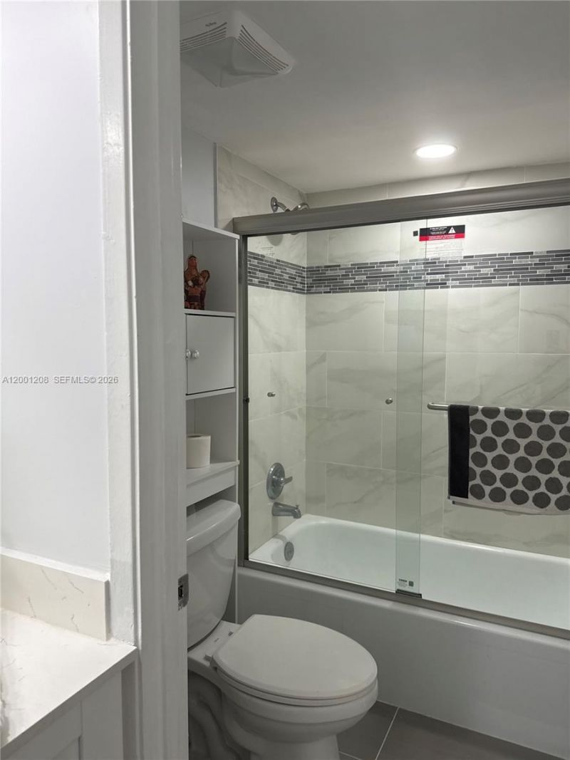 1102 Bahama Bnd , Unit D2, Coconut Creek, FL 33066 Photo