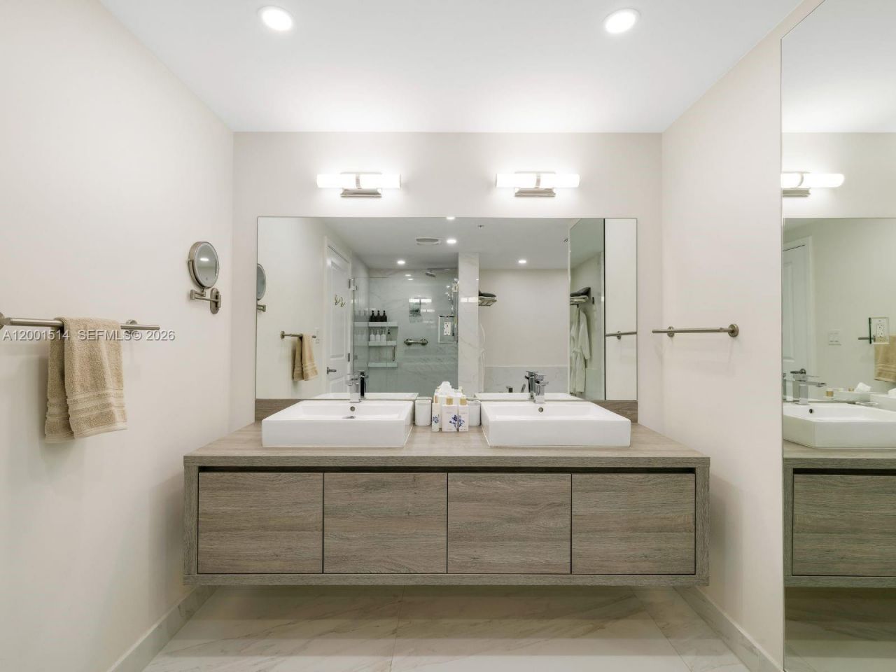 400 Sunny Isles Blvd, Unit 1416, Sunny Isles Beach, FL 33160 Photo