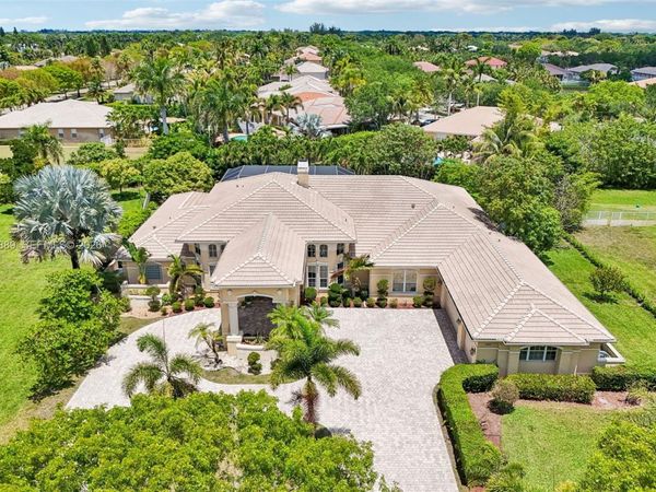 13457 Majestic Way, Cooper City, FL 33330