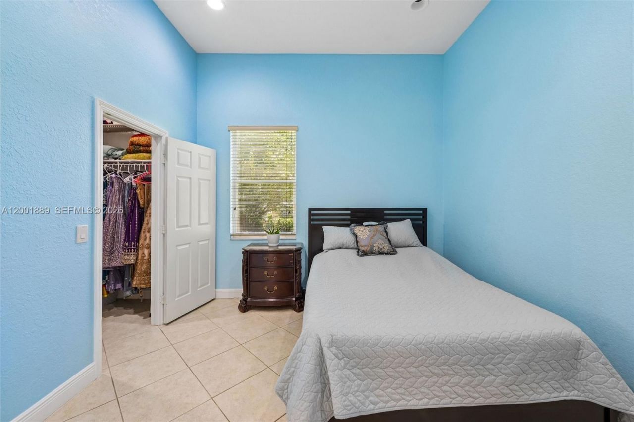 13457 Majestic Way , Cooper City, FL 33330 Photo