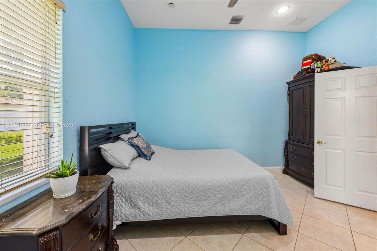 13457 Majestic Way , Cooper City, FL 33330 Photo