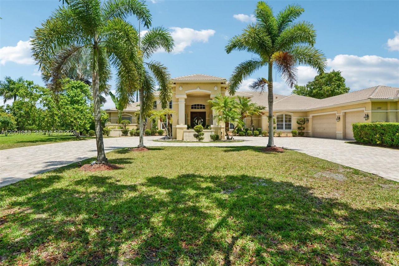 13457 Majestic Way , Cooper City, FL 33330 Photo