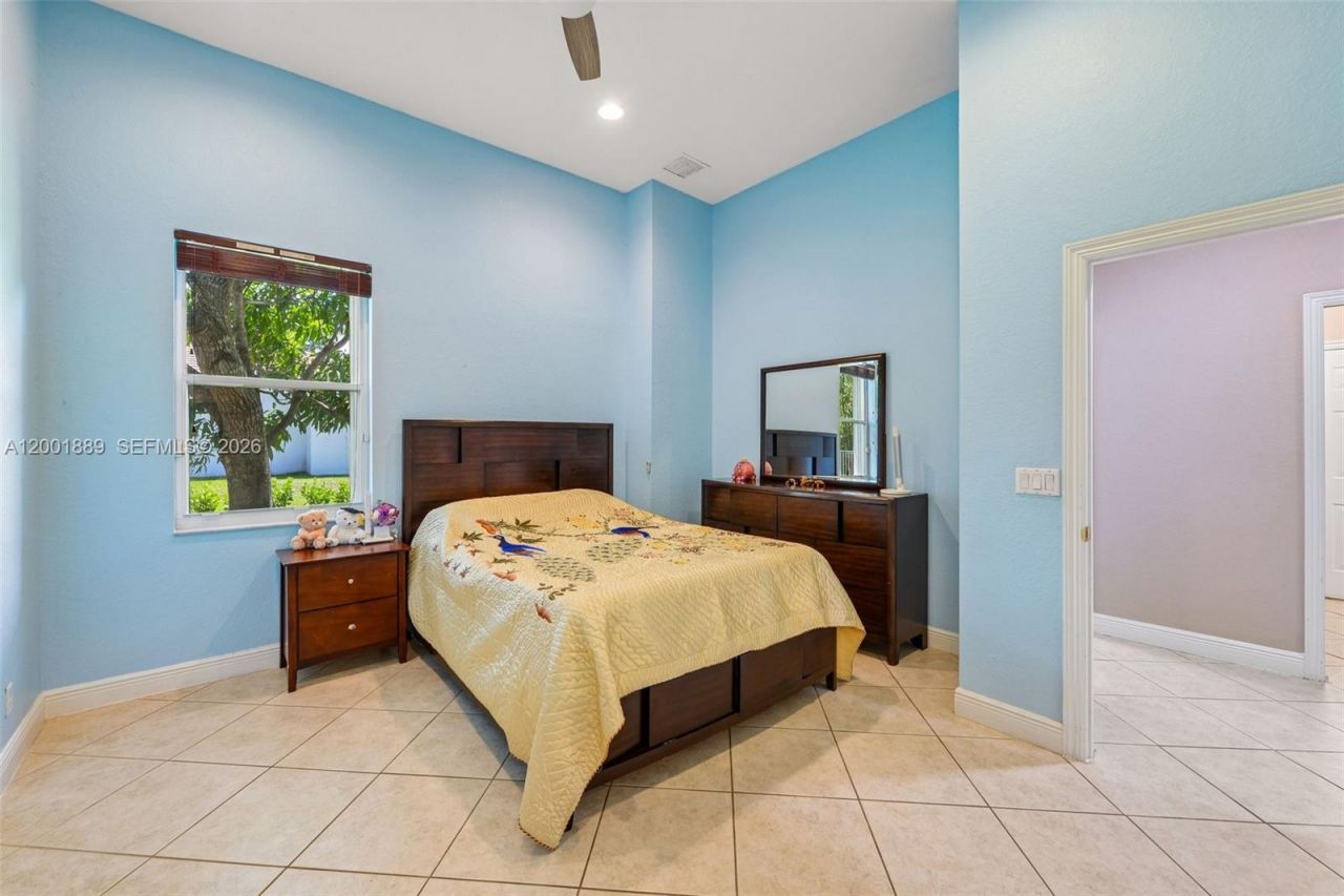 13457 Majestic Way , Cooper City, FL 33330 Photo