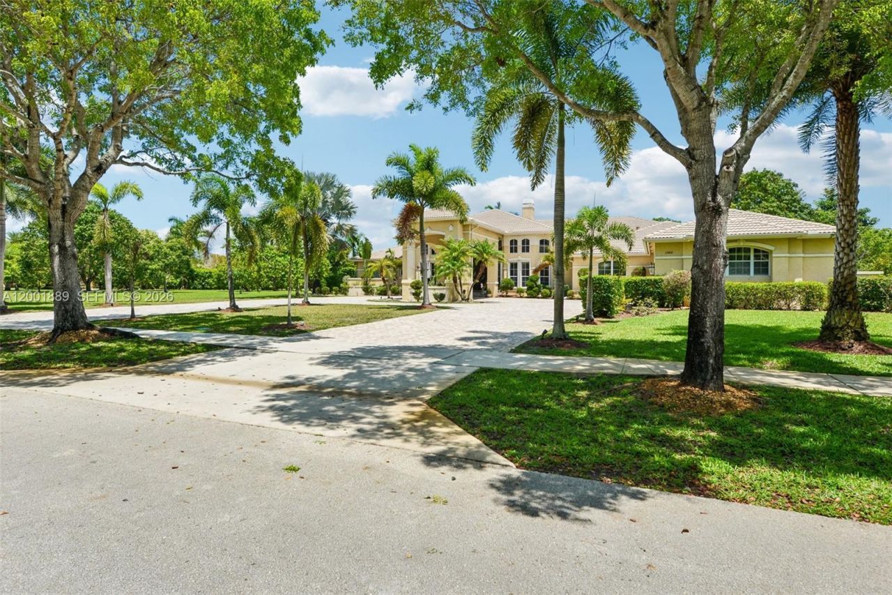 13457 Majestic Way , Cooper City, FL 33330 Photo