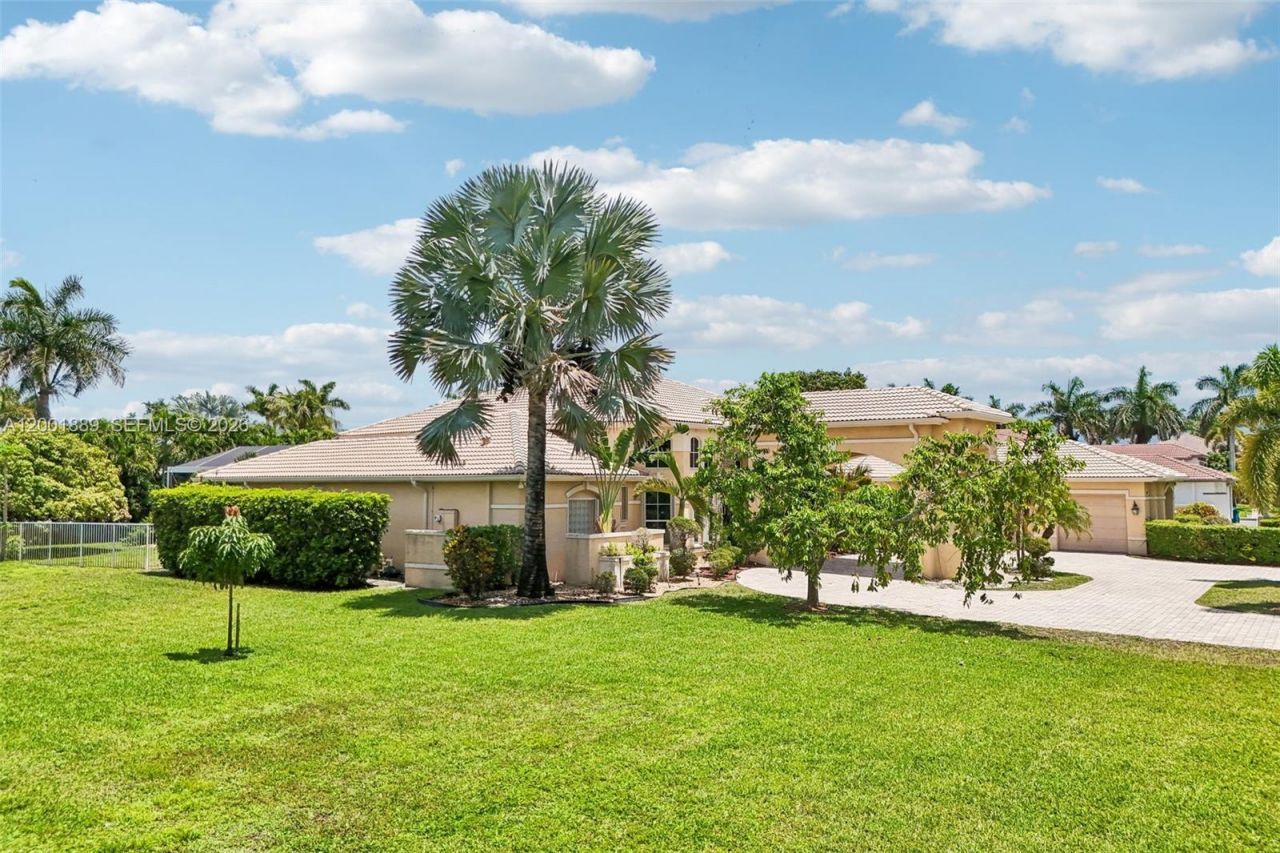 13457 Majestic Way , Cooper City, FL 33330 Photo