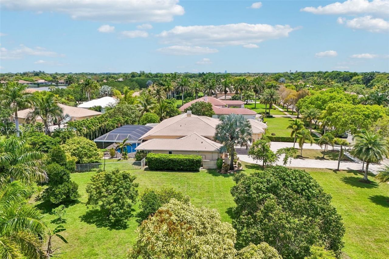 13457 Majestic Way , Cooper City, FL 33330 Photo