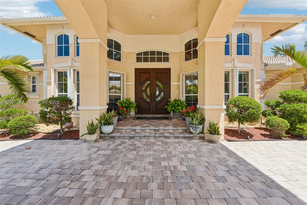 13457 Majestic Way , Cooper City, FL 33330 Photo