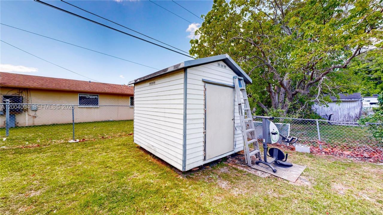 22116 SW 115th Ave , Miami, FL 33170 Photo