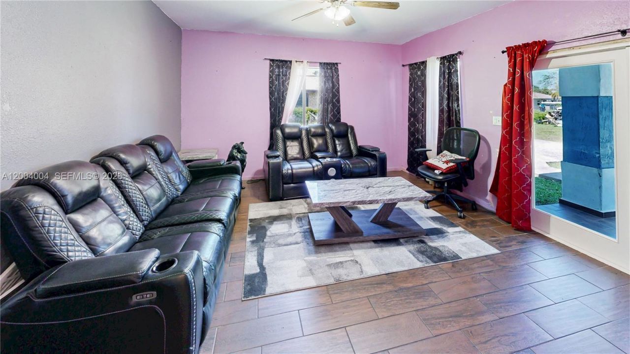22116 SW 115th Ave , Miami, FL 33170 Photo