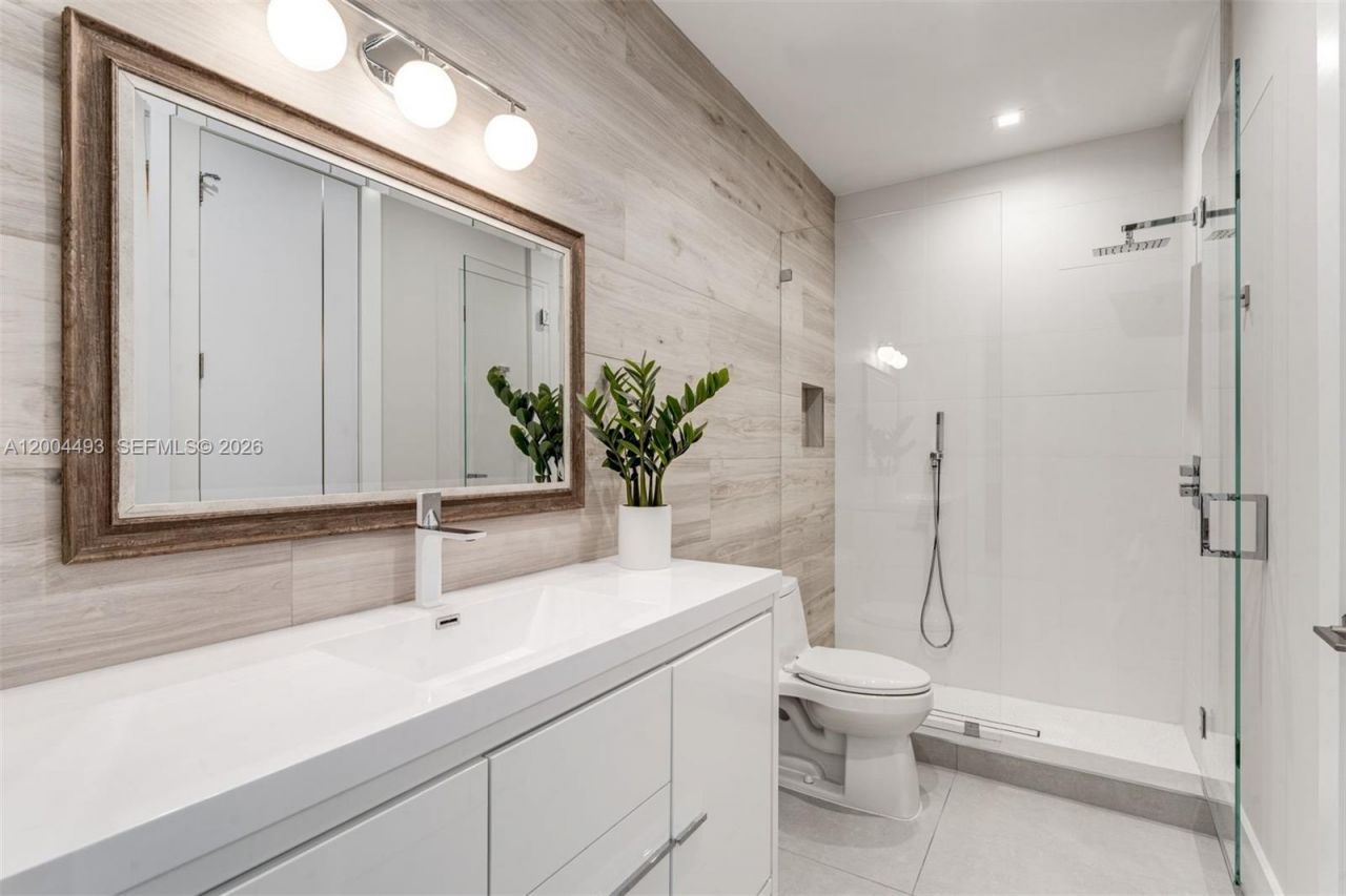 104 NE 16th Ter , Fort Lauderdale, FL 33301 Photo