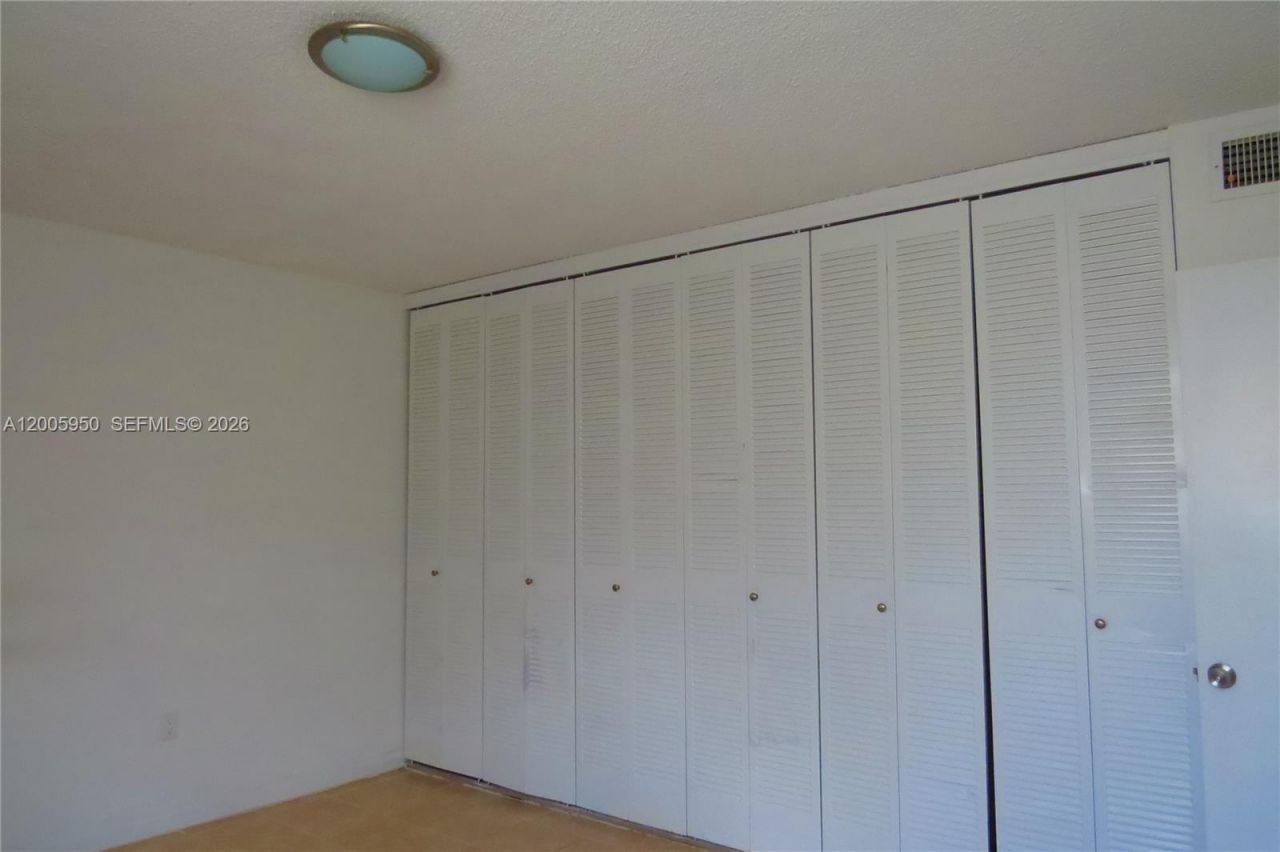 1975 NE 135th St , Unit 3C, North Miami, FL 33181 Photo
