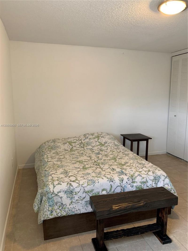 1975 NE 135th St , Unit 3C, North Miami, FL 33181 Photo