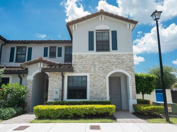 11232 SW 249th St , Homestead, FL 33032