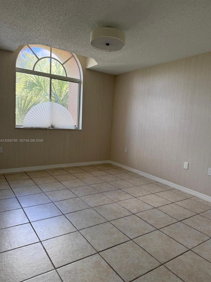 1304 Glenmoor Dr , Unit 1304, West Palm Beach, FL 33409 Photo