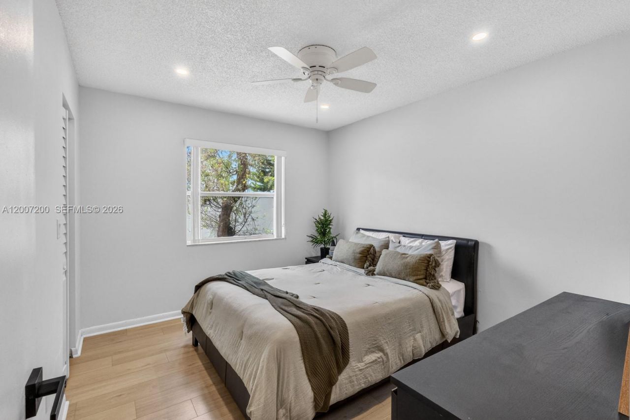 11804 NW 13th St, Unit 11804, Pembroke Pines, FL 33026 Photo