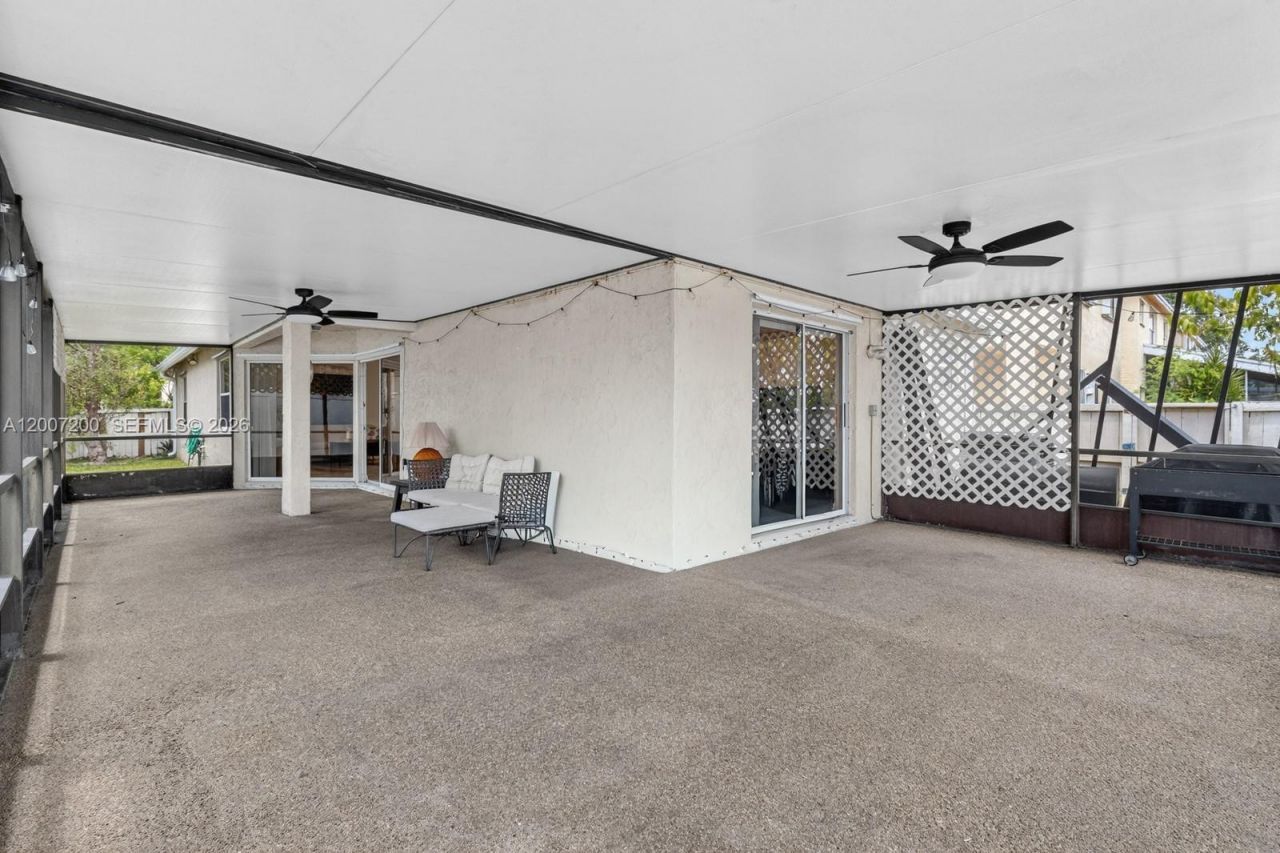 11804 NW 13th St, Unit 11804, Pembroke Pines, FL 33026 Photo