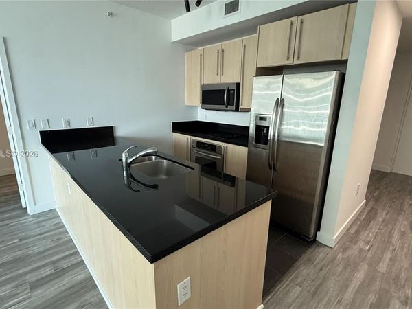79 SW 12th St, Unit 2509-S, Miami, FL 33130