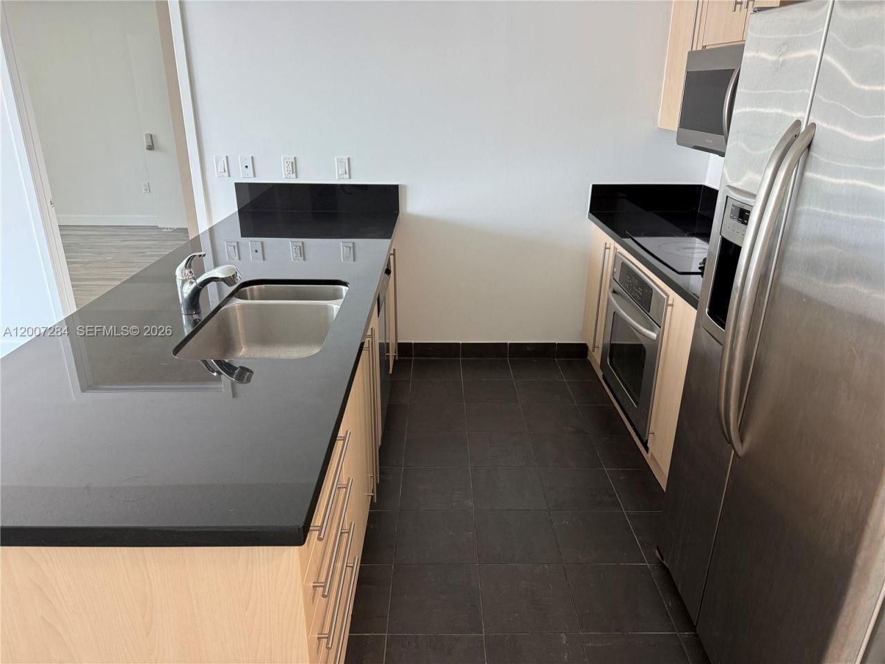 79 SW 12th St, Unit 2509-S, Miami, FL 33130 Photo