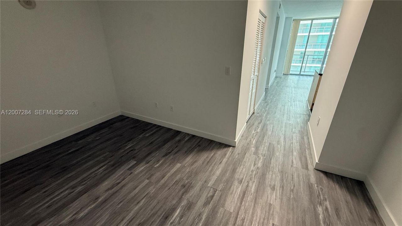 79 SW 12th St, Unit 2509-S, Miami, FL 33130 Photo