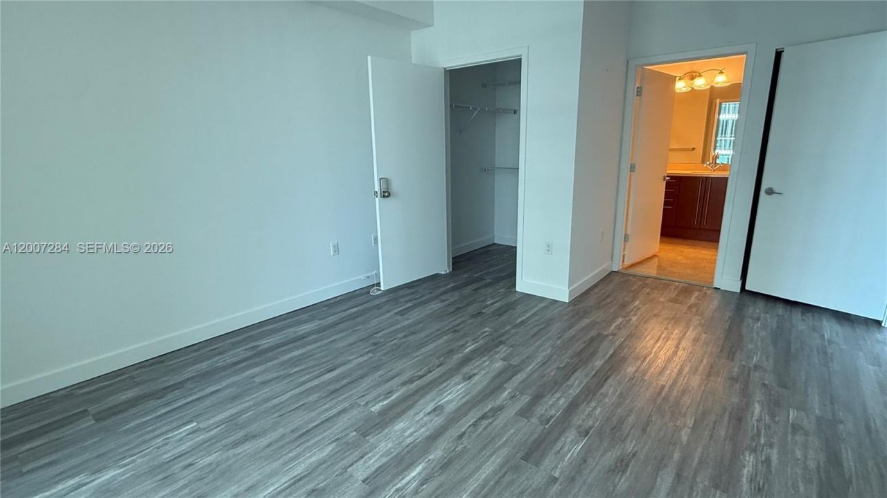 79 SW 12th St, Unit 2509-S, Miami, FL 33130 Photo