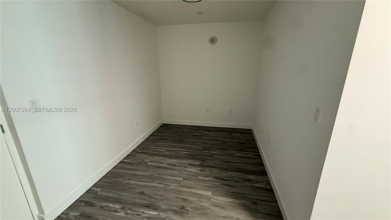 79 SW 12th St, Unit 2509-S, Miami, FL 33130 Photo