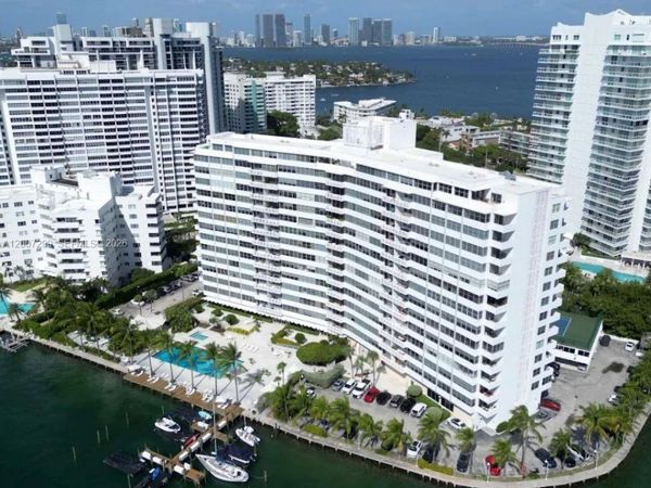 20 Island Ave , Unit 1016, Miami Beach, FL 33139
