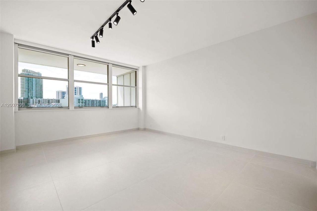 20 Island Ave, Unit 1016, Miami Beach, FL 33139 Photo
