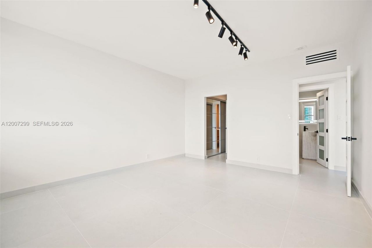 20 Island Ave, Unit 1016, Miami Beach, FL 33139 Photo