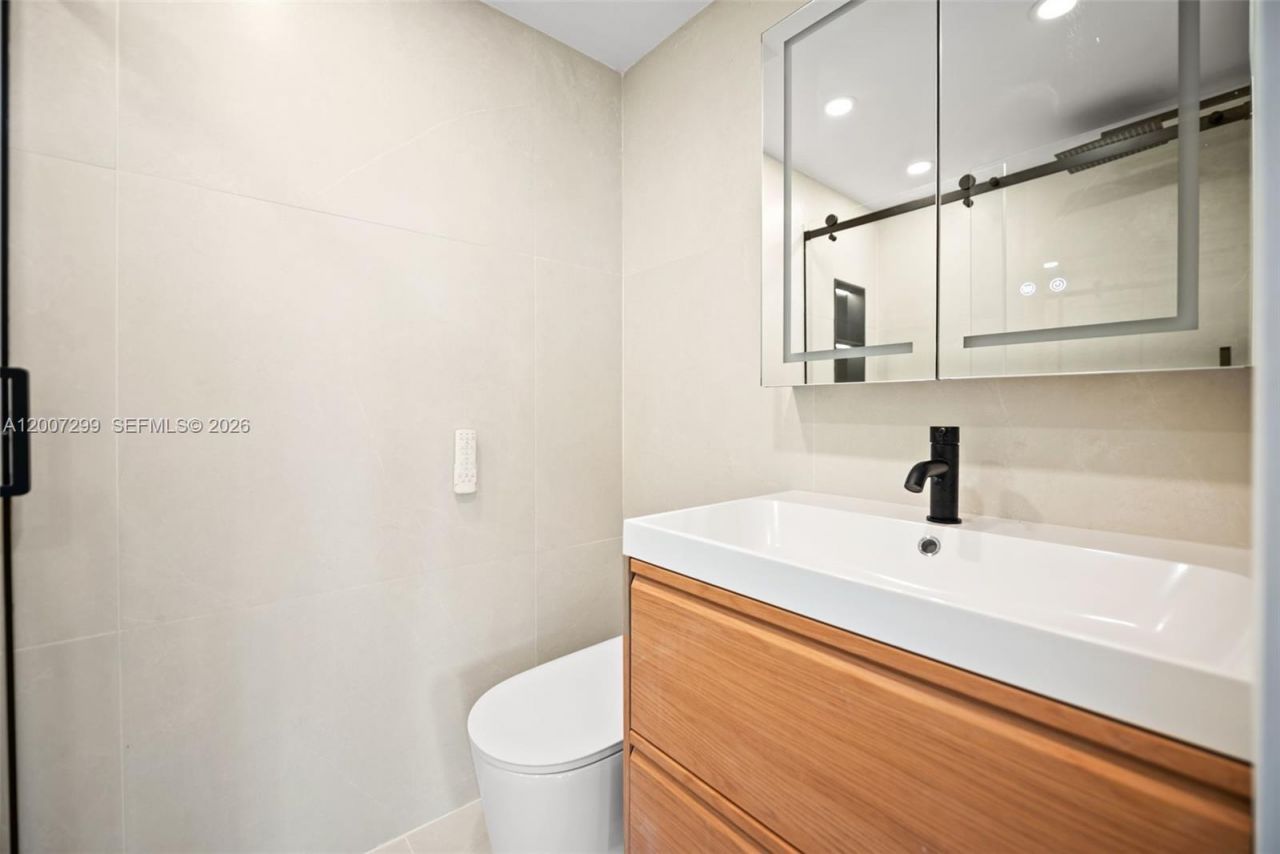 20 Island Ave, Unit 1016, Miami Beach, FL 33139 Photo