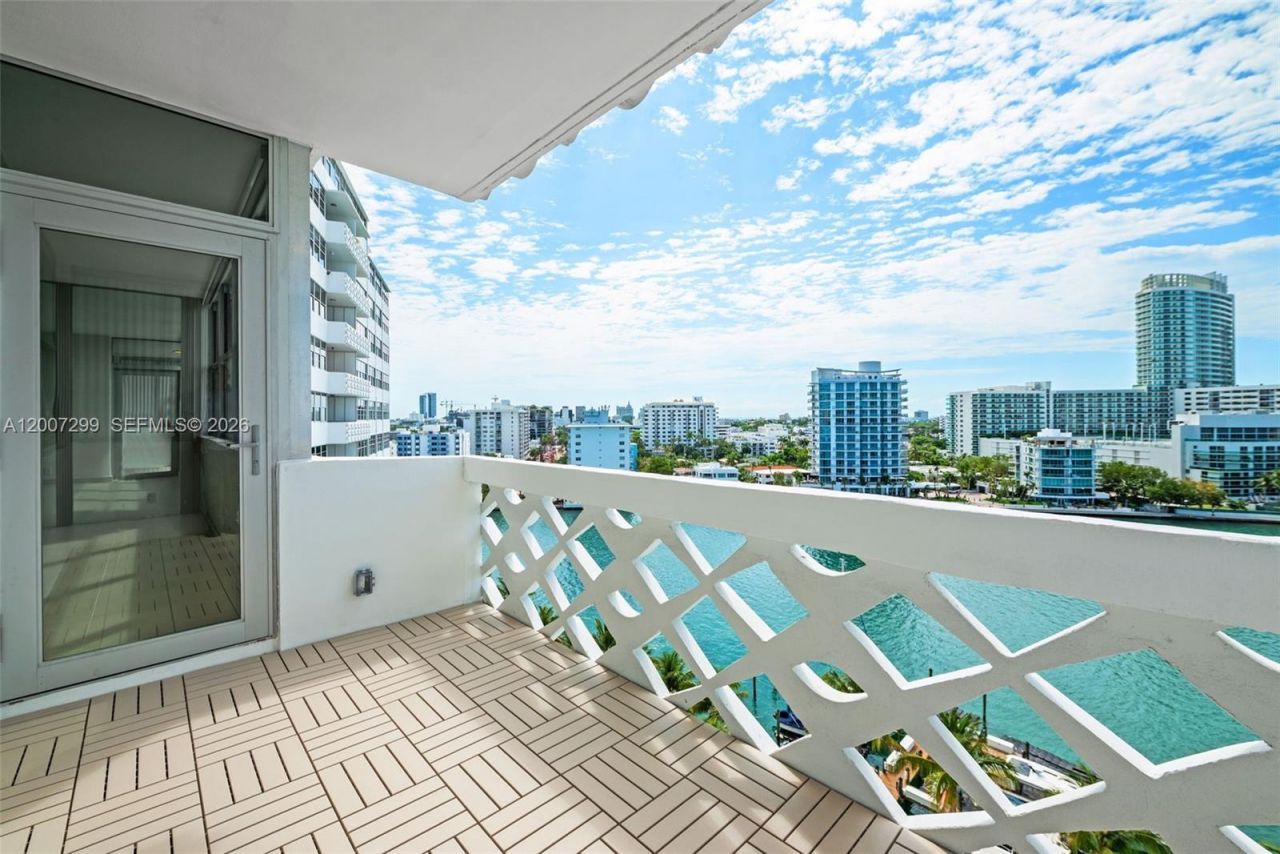 20 Island Ave, Unit 1016, Miami Beach, FL 33139 Photo
