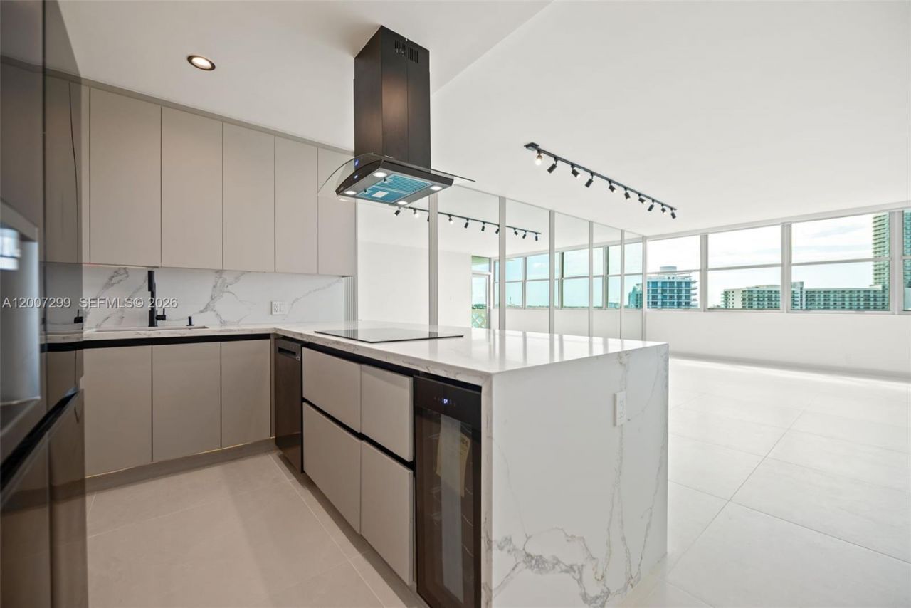 20 Island Ave, Unit 1016, Miami Beach, FL 33139 Photo