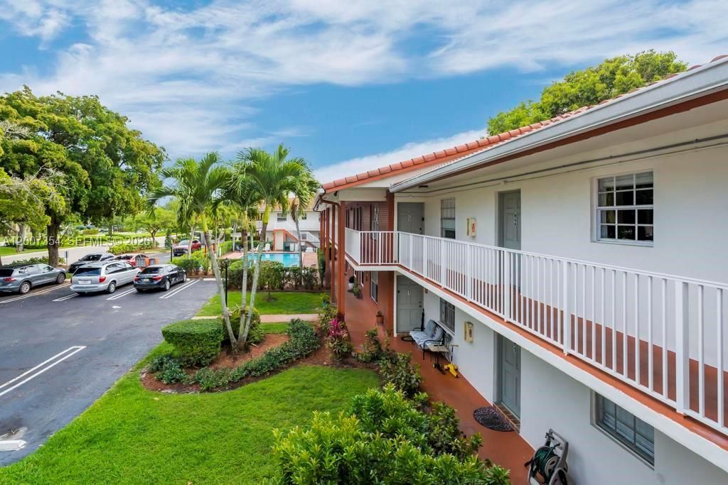 3100 Coral Springs Dr, Unit 2H, Coral Springs, FL 33065 Photo