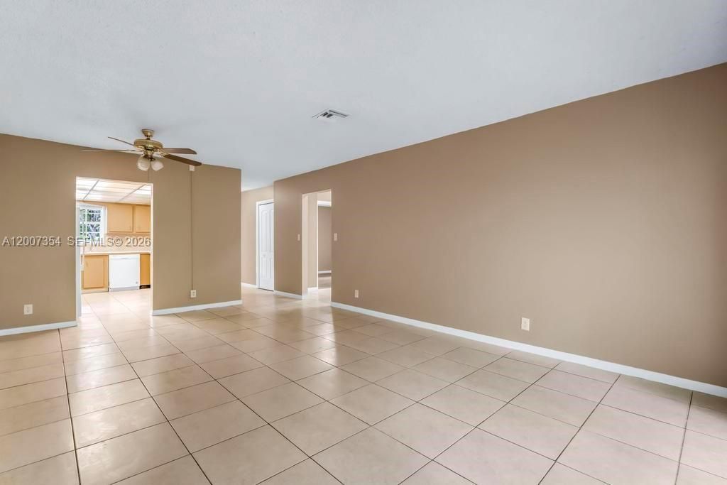 3100 Coral Springs Dr, Unit 2H, Coral Springs, FL 33065 Photo