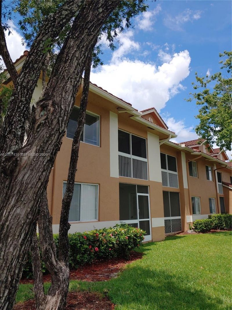704 NW 92nd Ave , Unit 704, Plantation, FL 33324 Photo