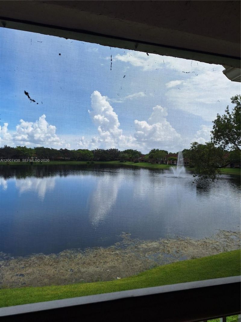 704 NW 92nd Ave , Unit 704, Plantation, FL 33324 Photo