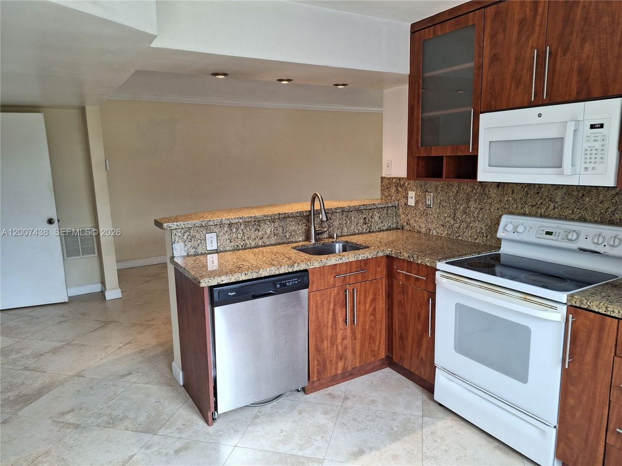 704 NW 92nd Ave , Unit 704, Plantation, FL 33324 Photo