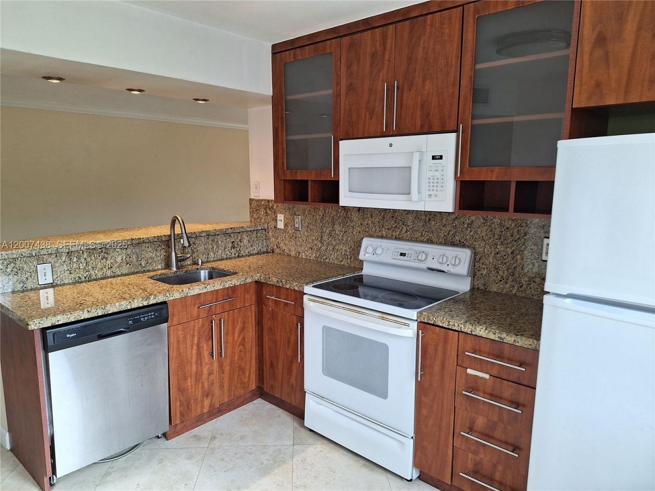 704 NW 92nd Ave , Unit 704, Plantation, FL 33324 Photo
