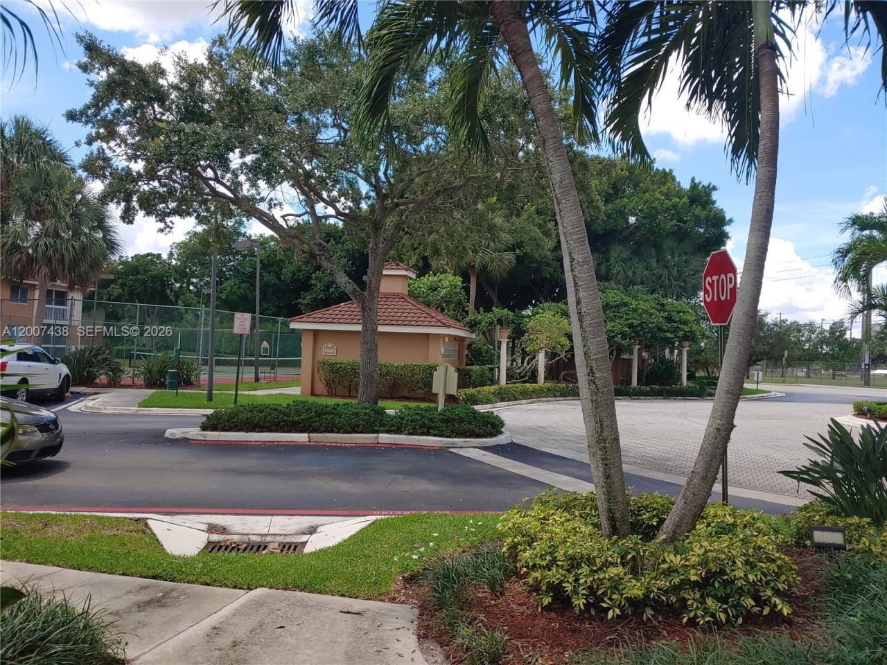 704 NW 92nd Ave , Unit 704, Plantation, FL 33324 Photo