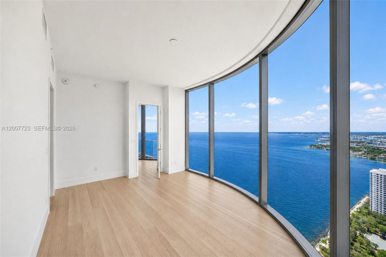 175 25 Rd, Unit 3303, Miami, FL 33129 Photo