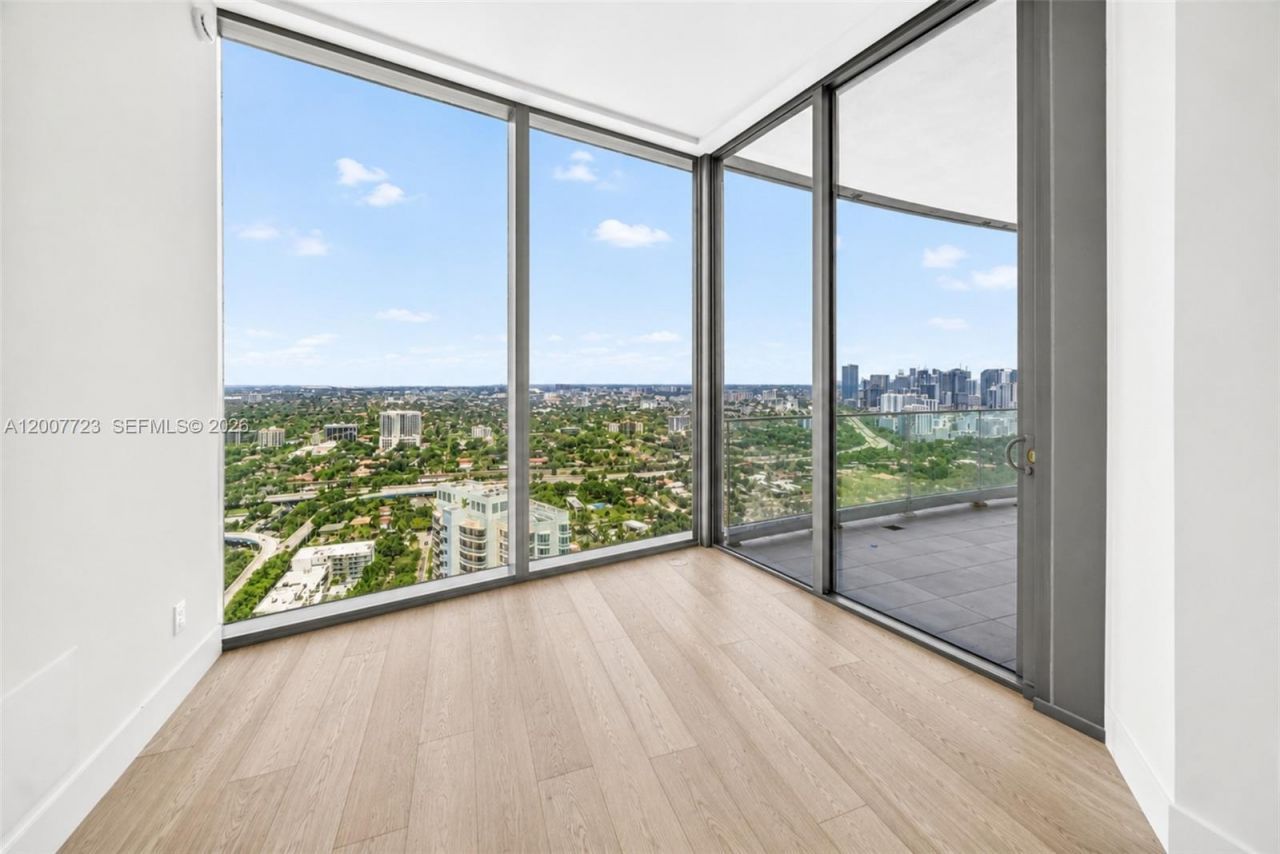 175 25 Rd, Unit 3303, Miami, FL 33129 Photo
