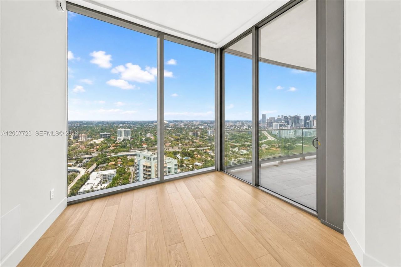 175 25 Rd, Unit 3303, Miami, FL 33129 Photo